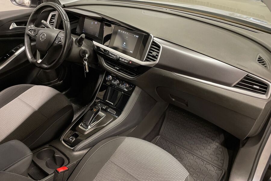 Opel Grandland vaihtoauto