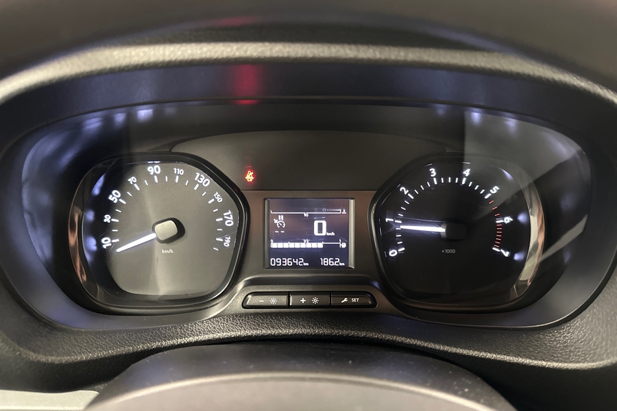 Toyota Proace Verso vaihtoauto