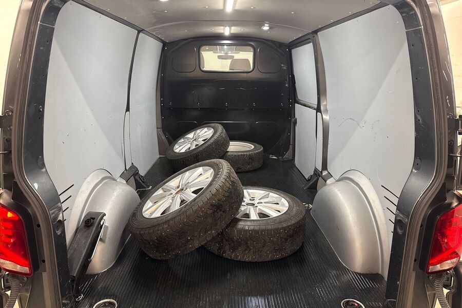 Volkswagen Transporter vaihtoauto