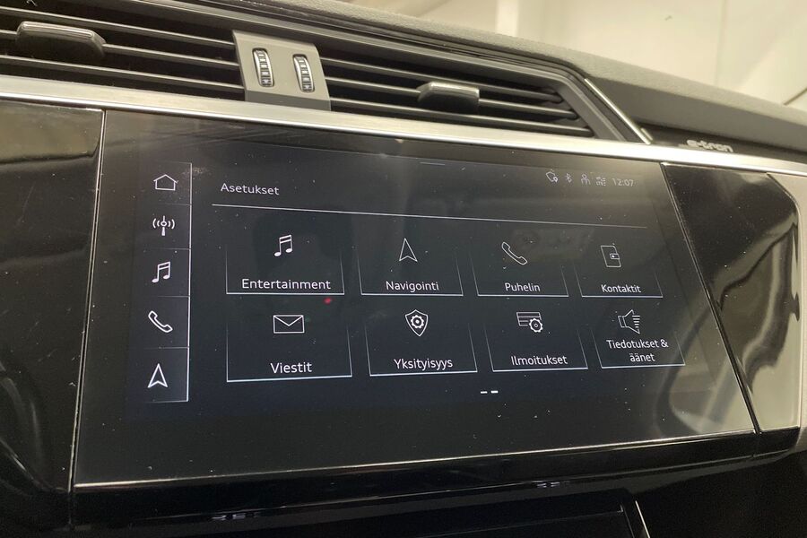 Audi Q8 e-tron vaihtoauto