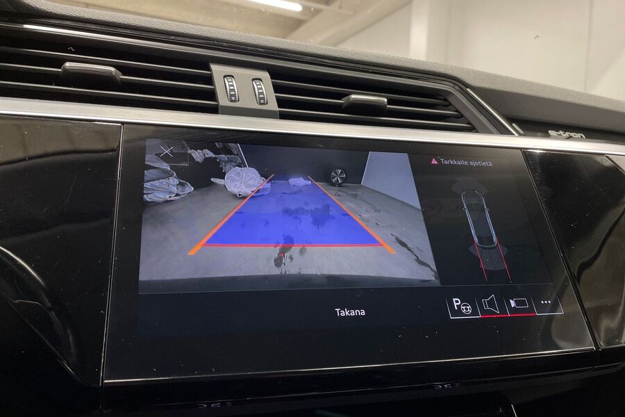 Audi Q8 e-tron vaihtoauto