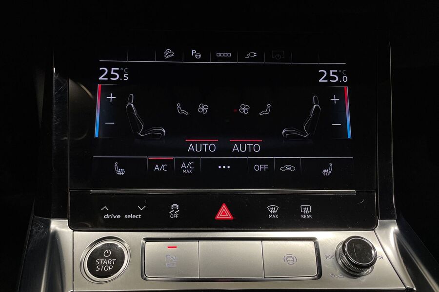 Audi Q8 e-tron vaihtoauto