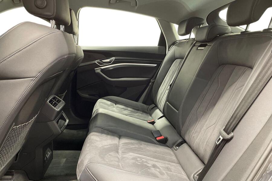 Audi Q8 e-tron vaihtoauto