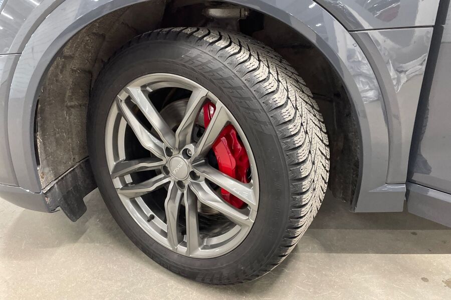 Audi Q8 e-tron vaihtoauto