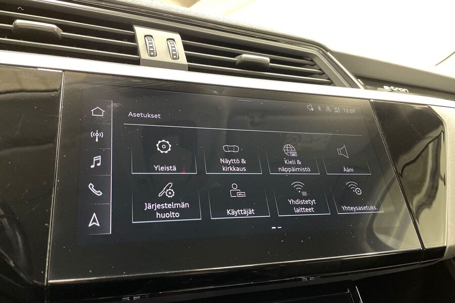 Audi Q8 e-tron vaihtoauto