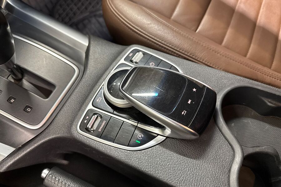 Mercedes-Benz X vaihtoauto