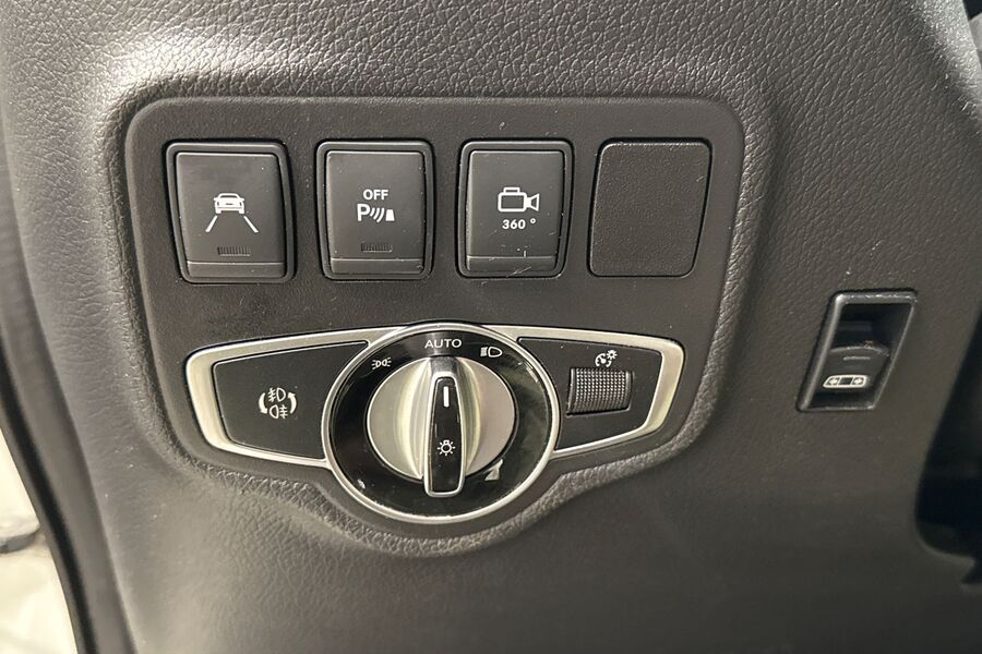 Mercedes-Benz X vaihtoauto