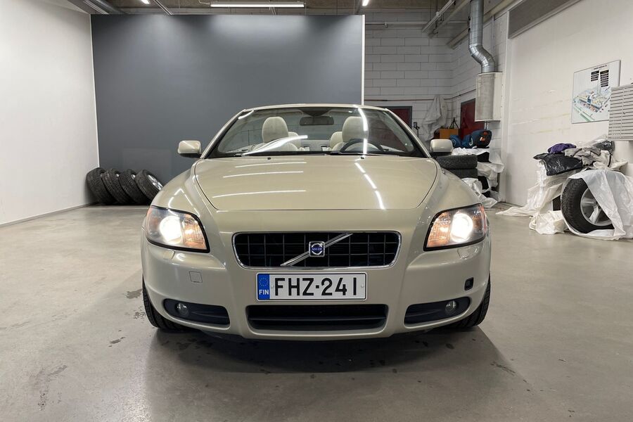 Volvo C70 vaihtoauto