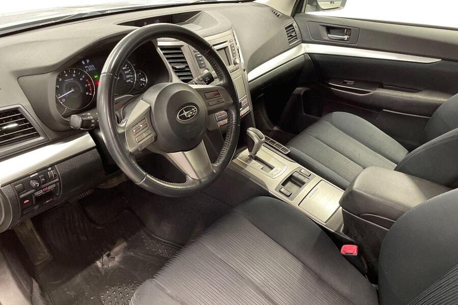 Subaru Legacy vaihtoauto