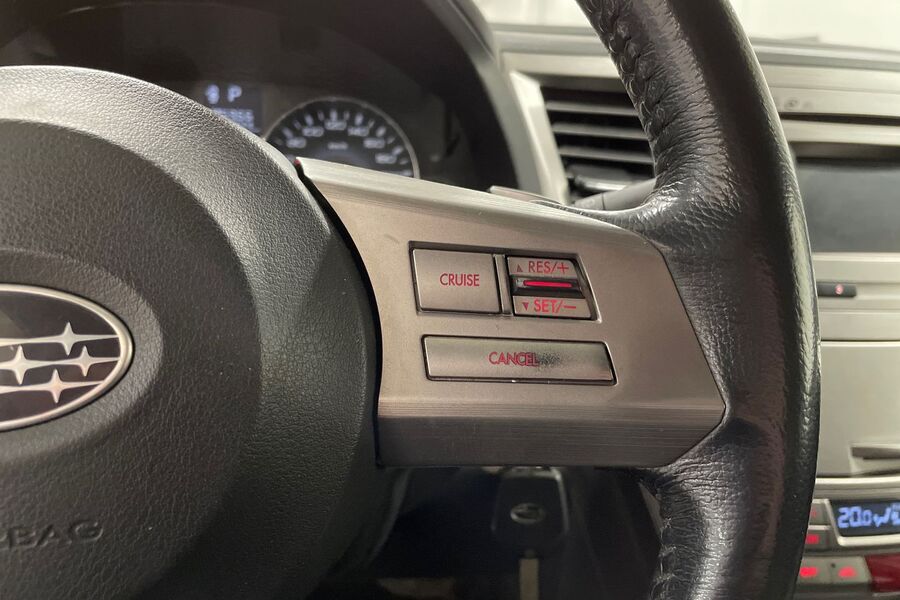 Subaru Legacy vaihtoauto