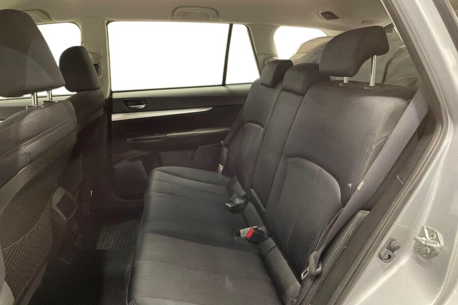 Subaru Legacy vaihtoauto