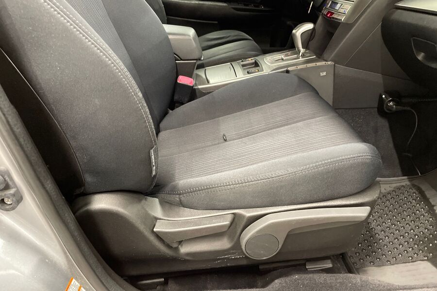 Subaru Legacy vaihtoauto