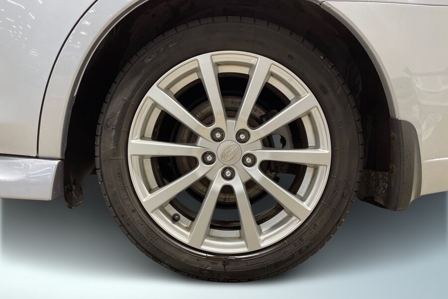 Subaru Legacy vaihtoauto