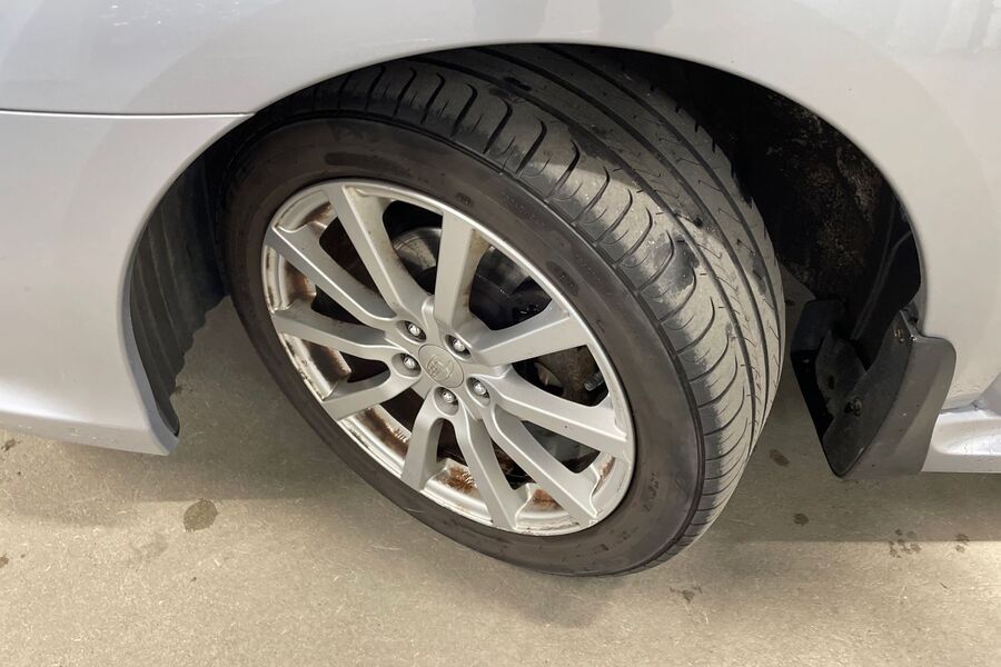 Subaru Legacy vaihtoauto