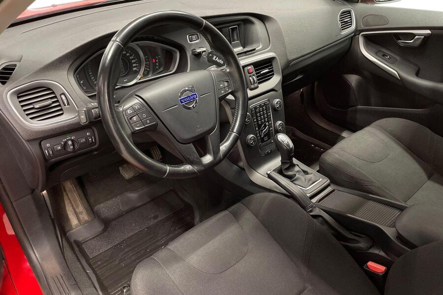 Volvo V40 vaihtoauto