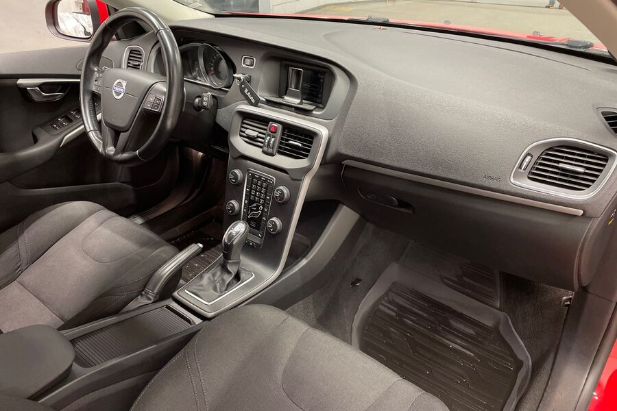 Volvo V40 vaihtoauto