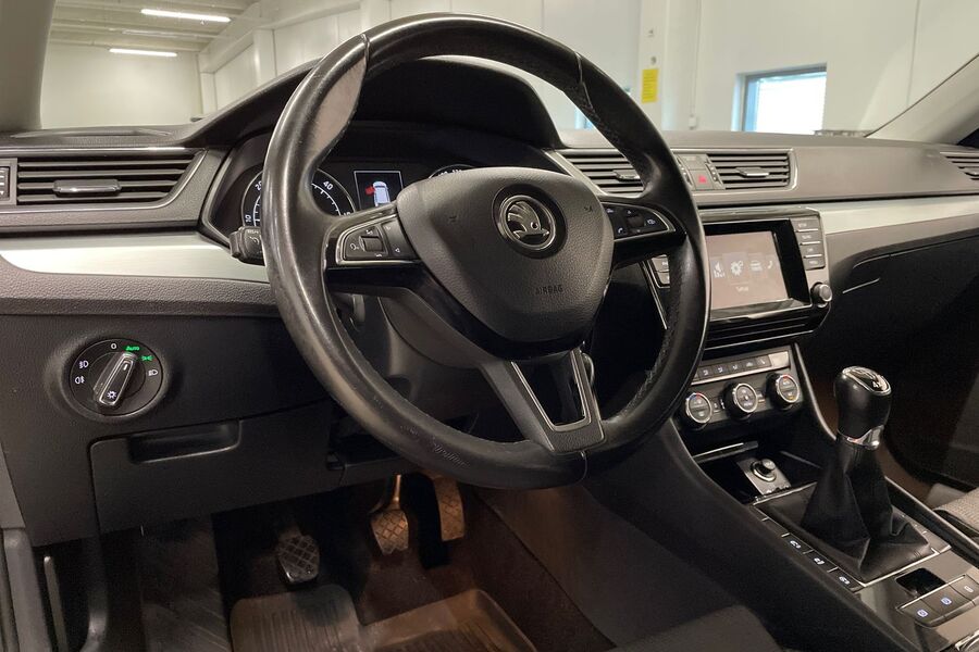 Skoda Superb vaihtoauto