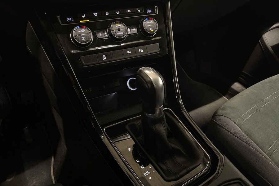 Volkswagen Touran vaihtoauto