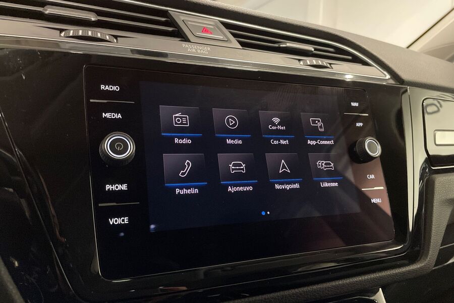 Volkswagen Touran vaihtoauto