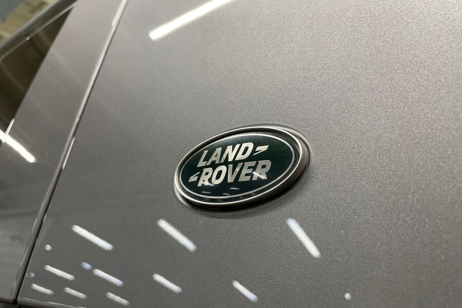Land Rover Defender vaihtoauto