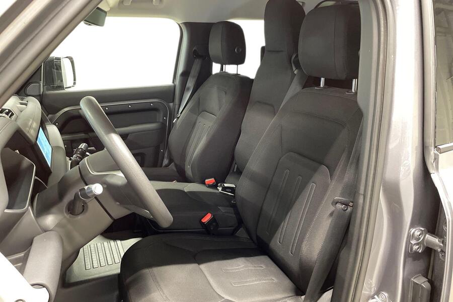 Land Rover Defender vaihtoauto