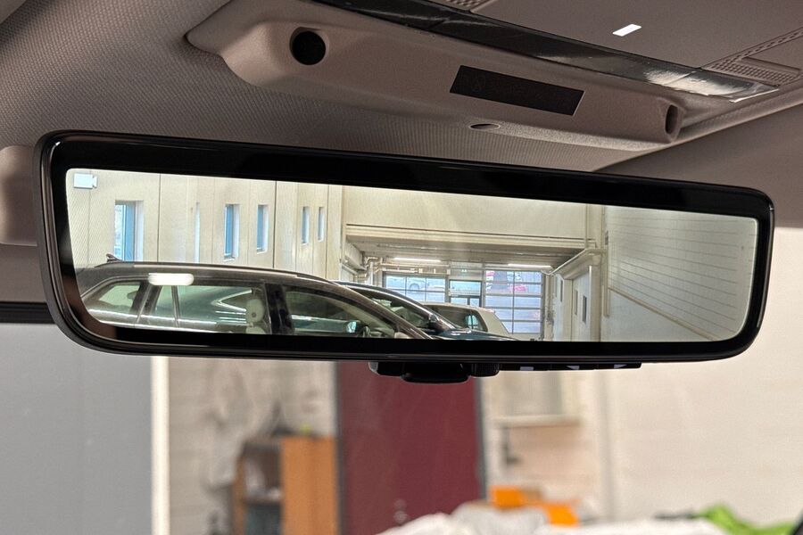 Land Rover Defender vaihtoauto