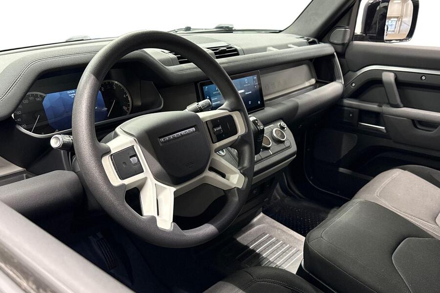 Land Rover Defender vaihtoauto
