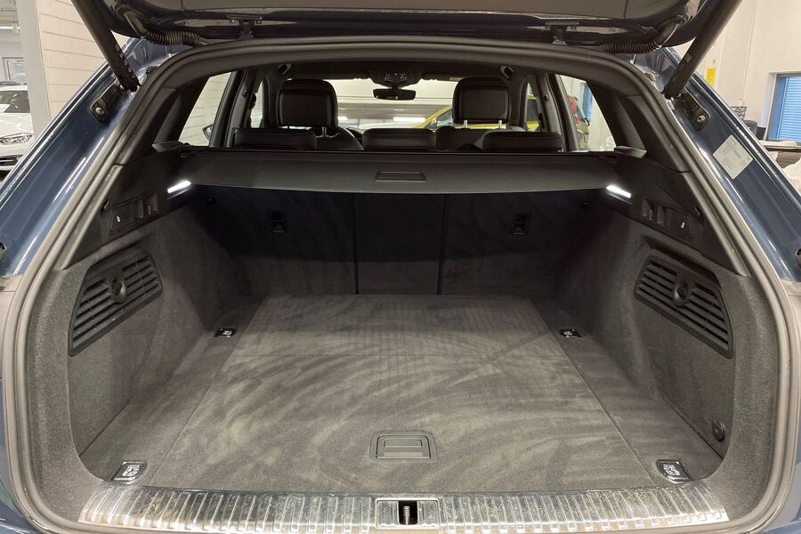 Audi Q8 e-tron vaihtoauto