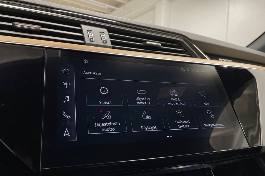 Audi Q8 e-tron vaihtoauto