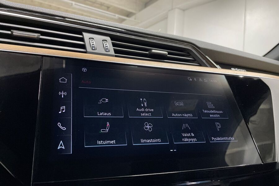 Audi Q8 e-tron vaihtoauto