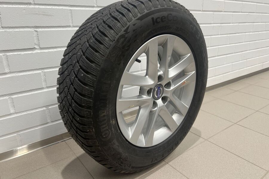 Volvo XC70 vaihtoauto