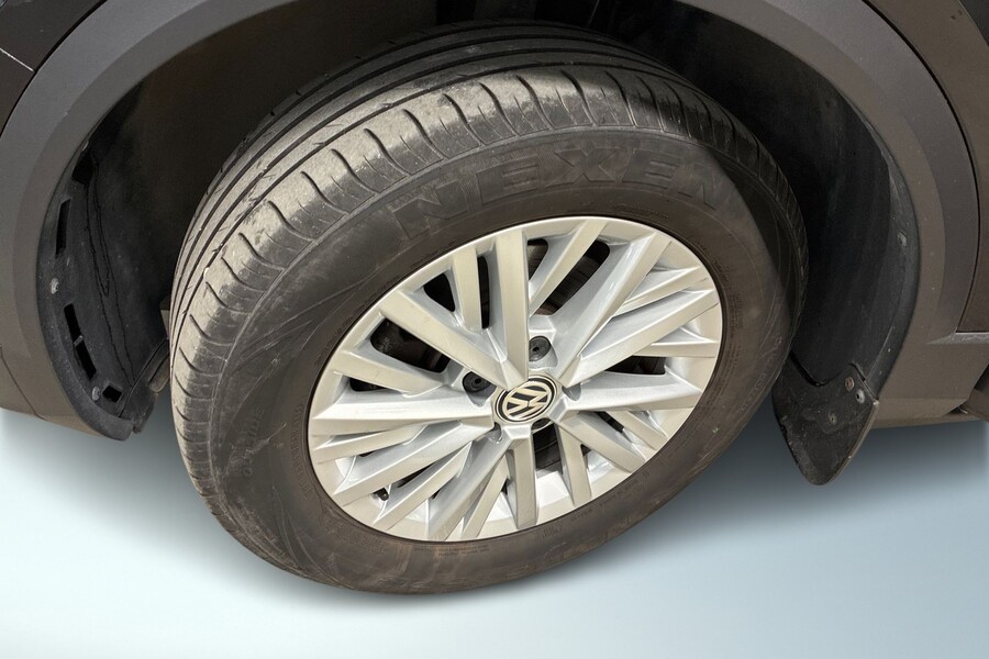 Volkswagen T-Roc vaihtoauto