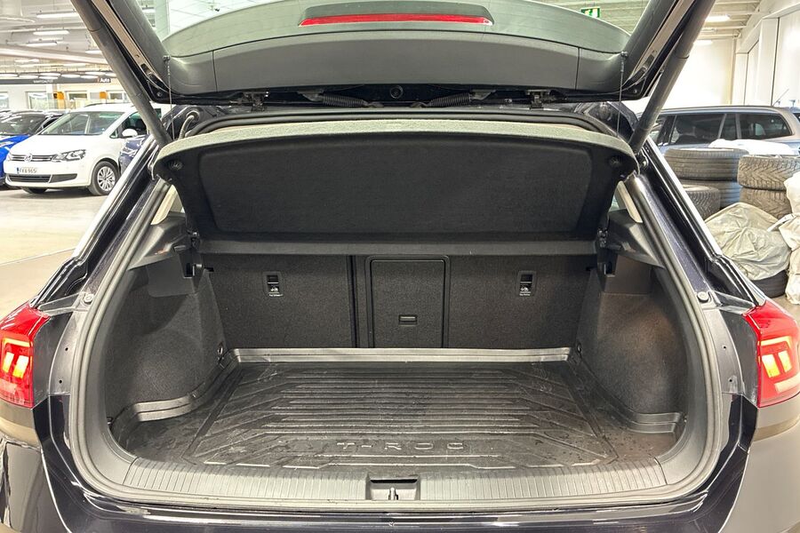 Volkswagen T-Roc vaihtoauto