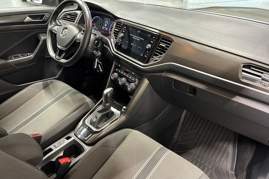 Volkswagen T-Roc vaihtoauto