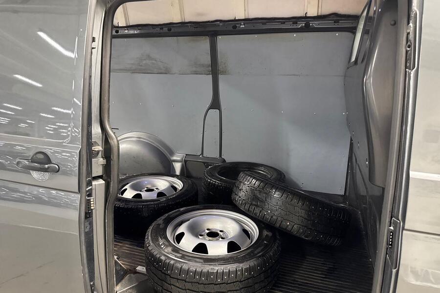 Volkswagen Transporter vaihtoauto