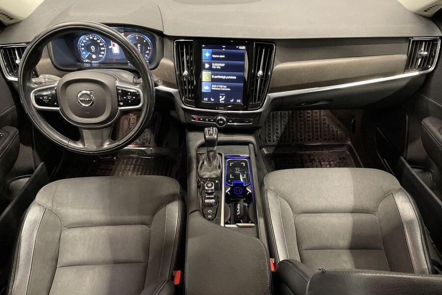 Volvo V90 Cross Country vaihtoauto