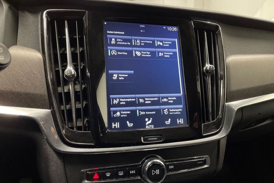 Volvo V90 Cross Country vaihtoauto