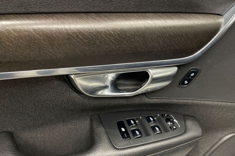 Volvo V90 Cross Country vaihtoauto