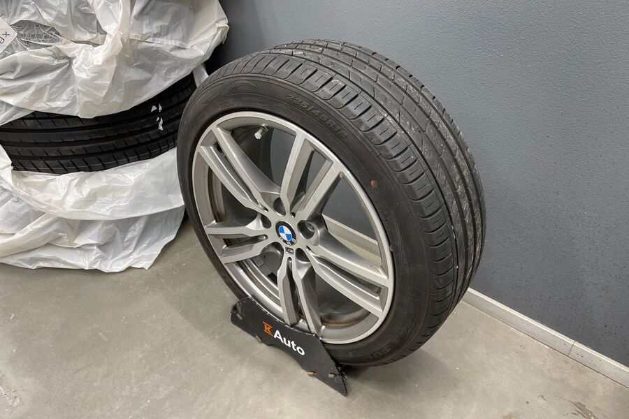 BMW 225 vaihtoauto