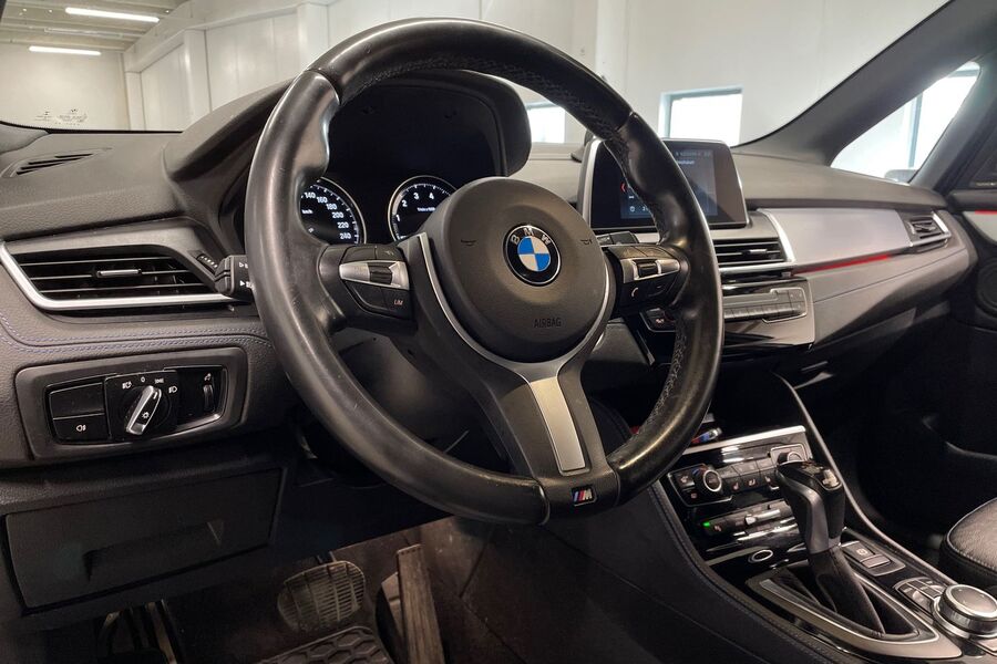 BMW 225 vaihtoauto
