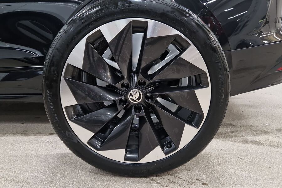 Skoda Enyaq vaihtoauto