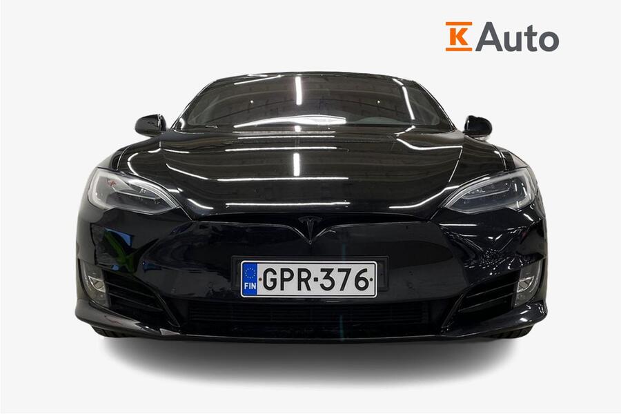 Tesla Model S vaihtoauto