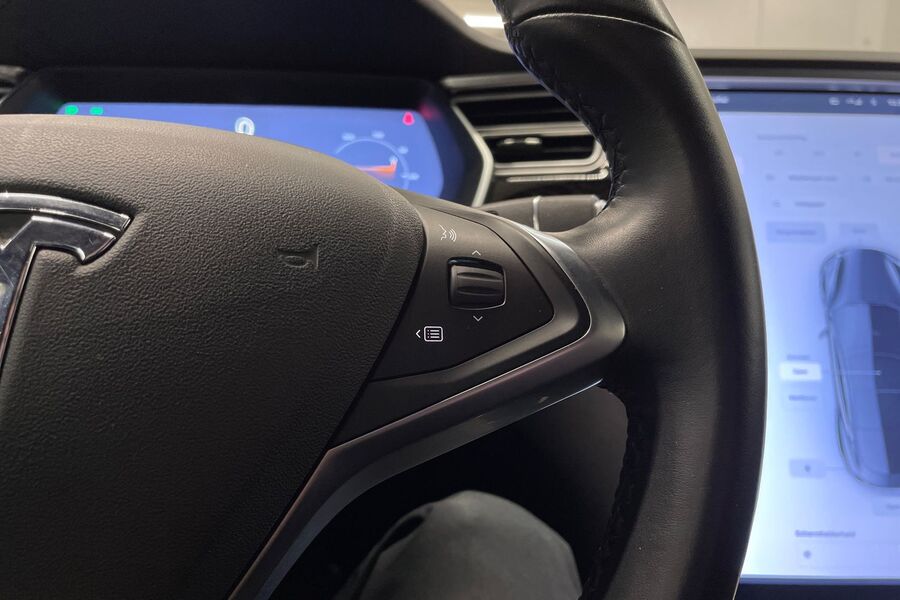 Tesla Model S vaihtoauto