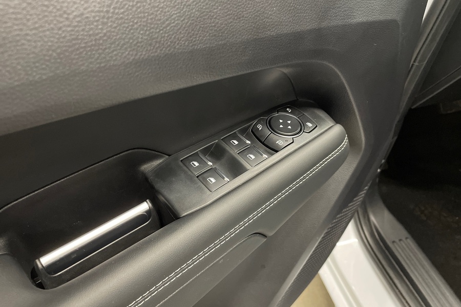 Volkswagen Amarok vaihtoauto