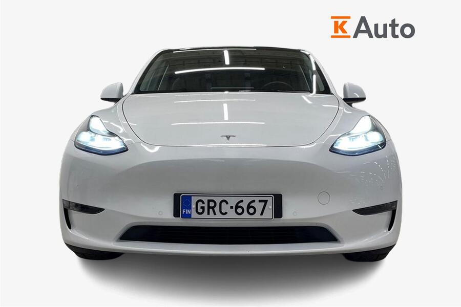 Tesla Model Y vaihtoauto