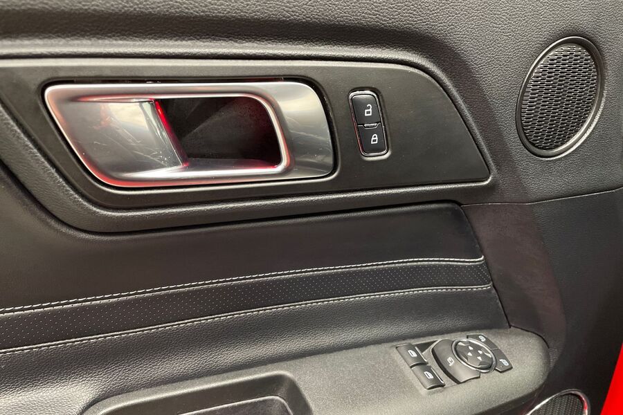 Ford USA Mustang vaihtoauto