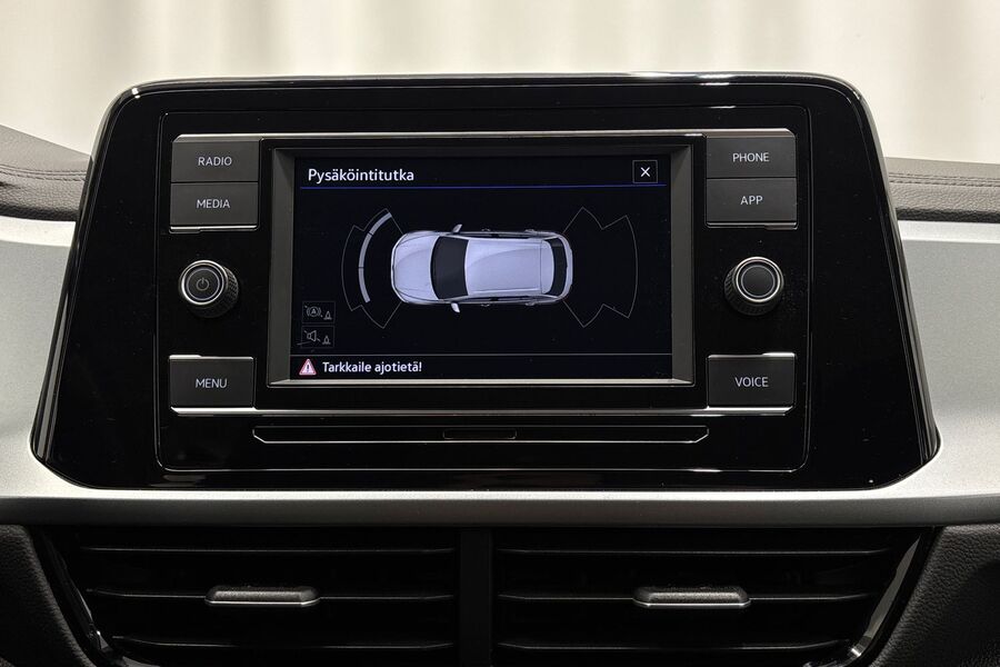 Volkswagen T-Roc vaihtoauto