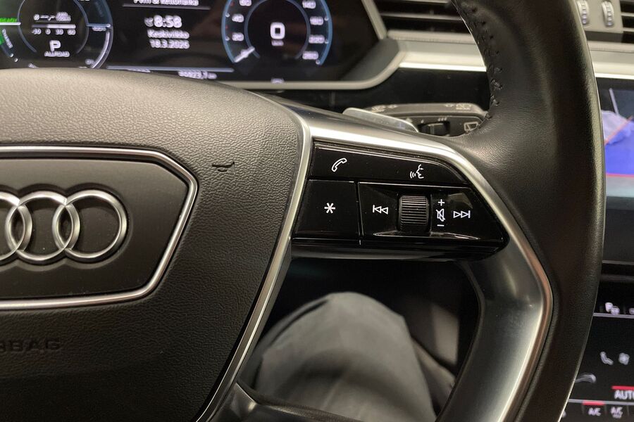 Audi e-tron vaihtoauto