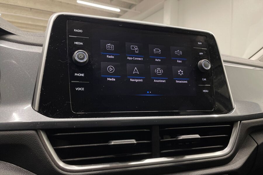 Volkswagen T-Roc vaihtoauto