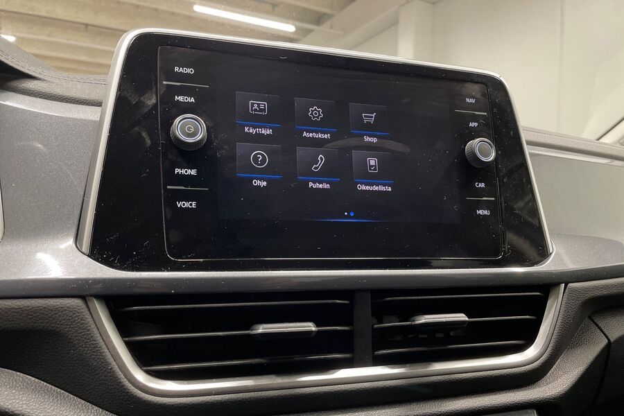 Volkswagen T-Roc vaihtoauto